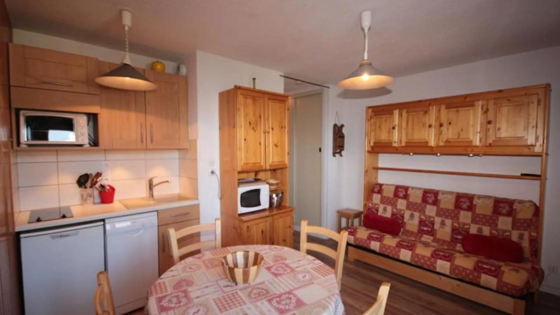 Beau 2 Pieces Aux Saisies, 4 Couchages, A 100M Du Centre Et 300M Des Pistes - Fr-1-293-17 Appartement Les Saisies